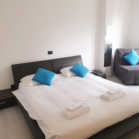 J&M House -Fronte Ospedale- Incluso Netflix E Disney Plus Удине Екстериор снимка